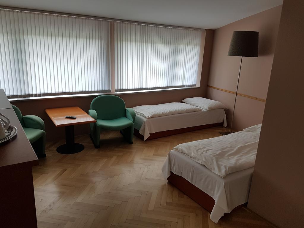 Penzion BránaBeskyd Frýdlant nad Ostravicí Exterior foto