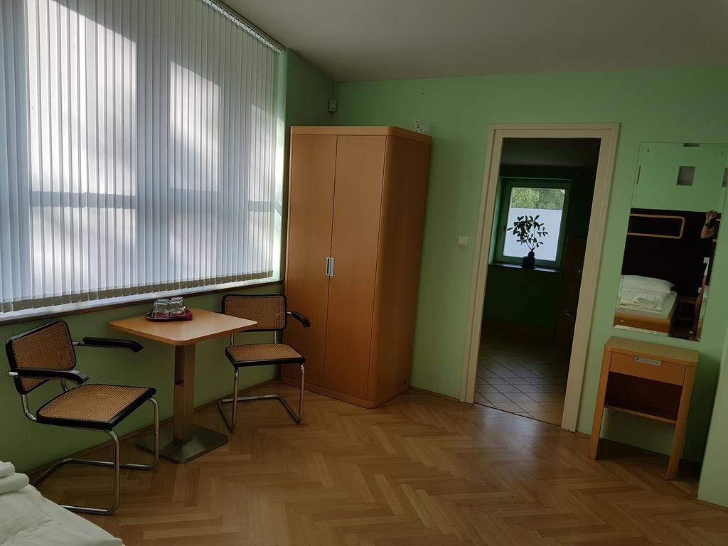 Penzion BránaBeskyd Frýdlant nad Ostravicí Exterior foto